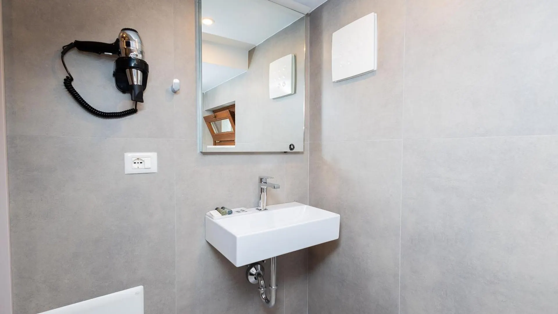 Villa Boutique Hotel Vila 101 Tirana Albanien